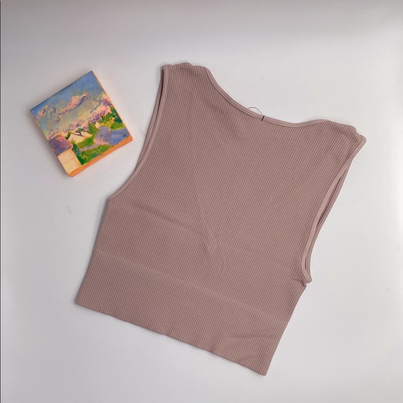 NWT Power Pivot tank top rib - Picture 2 of 4